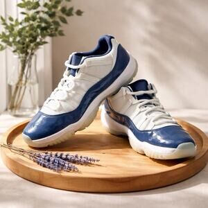 Size 10 Nike Air Jordan 11 Retro Low Diffused Blue FV5104-104 Replacement Box